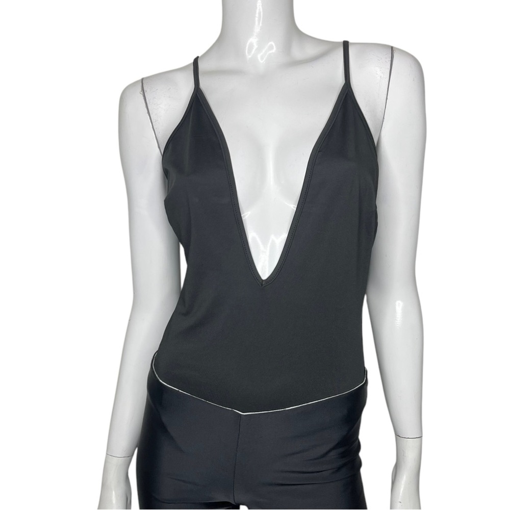 🤑 5/$25 Black Plunging  V-Neck Bodysuit